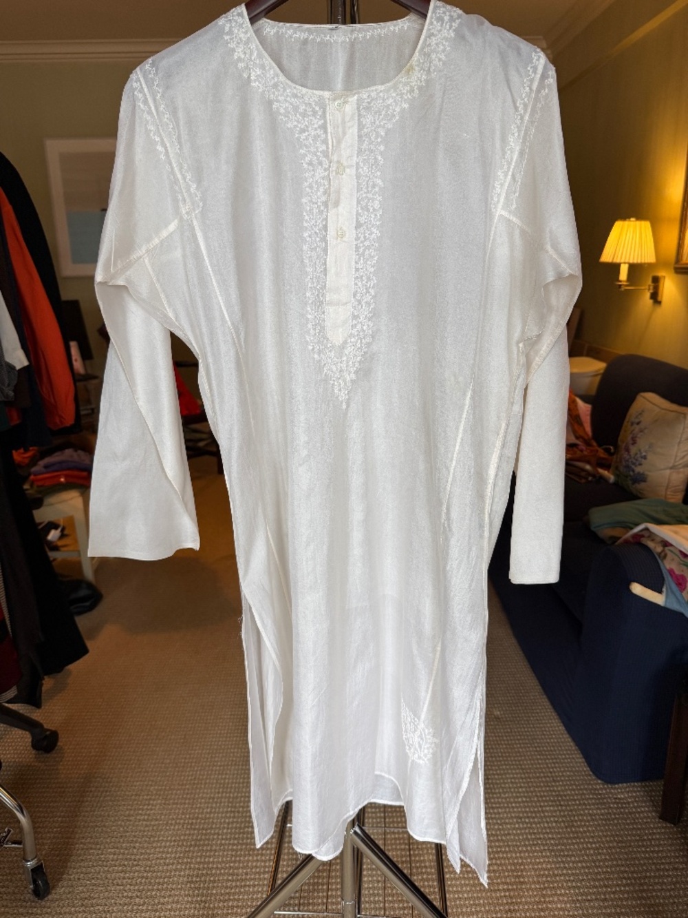 Vintage white silk embroidered tunic dress / caftan in a fluid semi-sheer